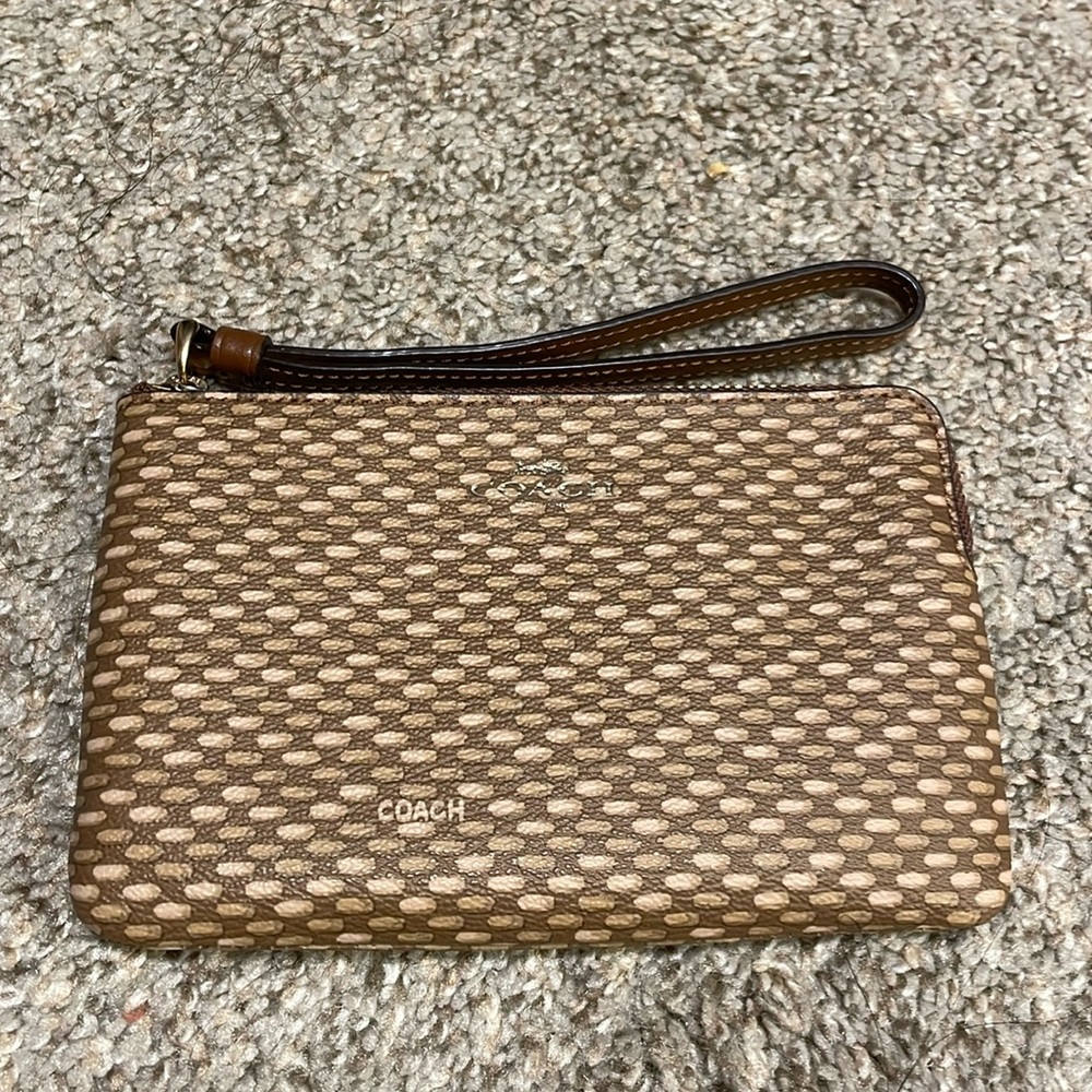 Coach phone clutch